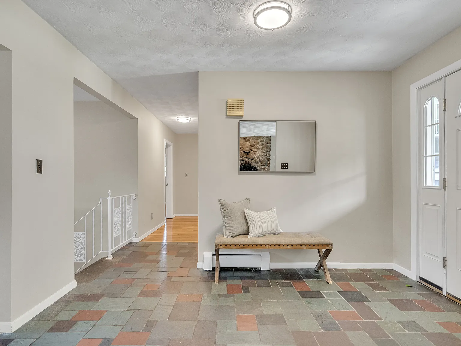 4 bed, 3472 sqft, $4,300 — Photo 4