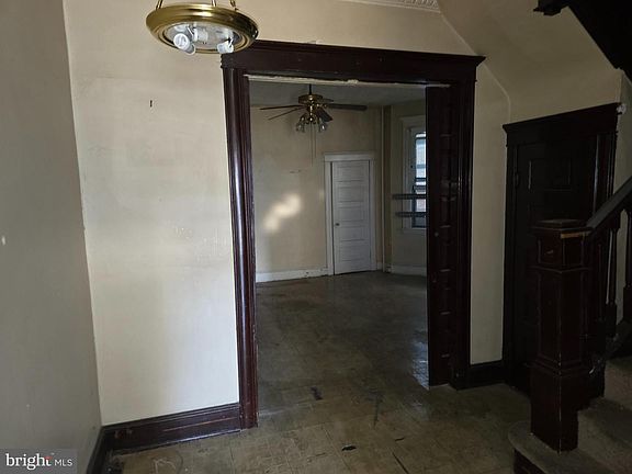 3rd image of 3356 Wilkens Ave