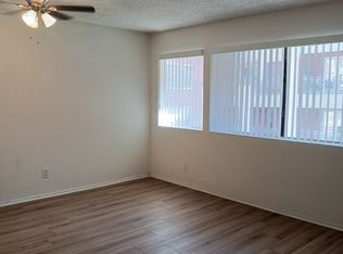 430 W 8th St APT 16, San Pedro, CA 90731