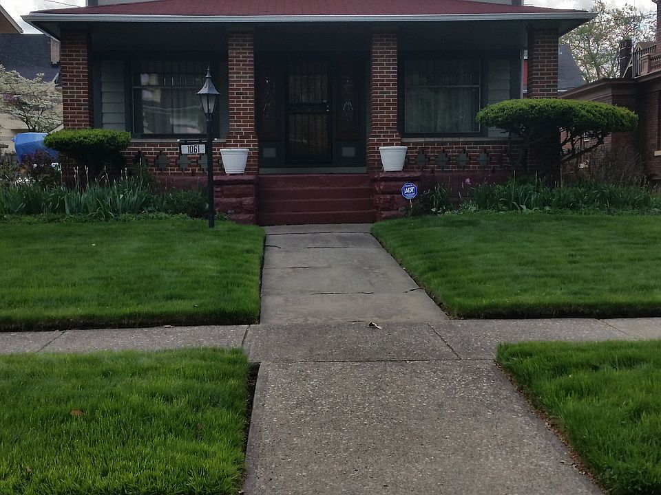 2nd image of 1061 E 97th St