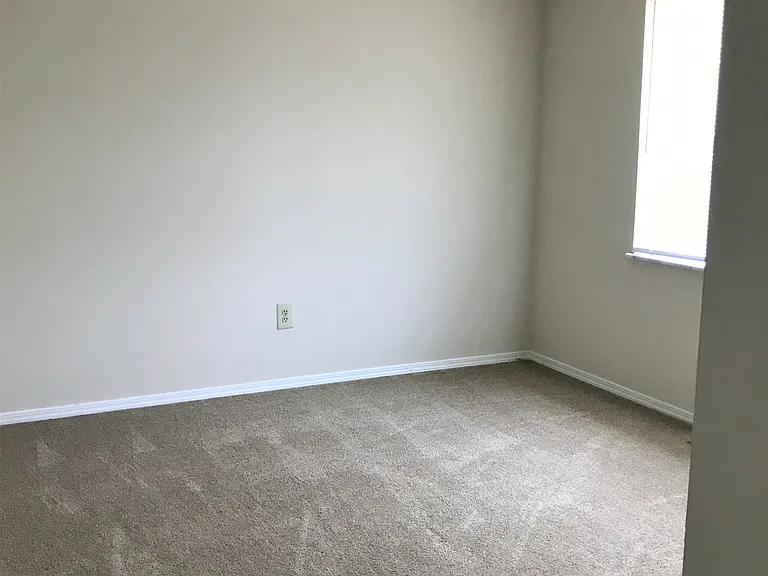Harbor Ridge Young — Photo 25