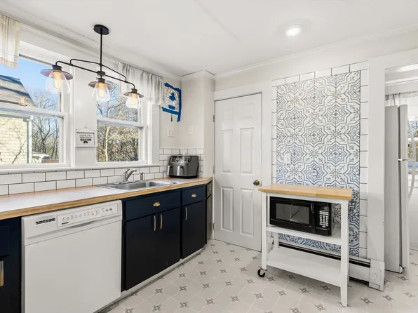 63 Dewey Ave, Whitman, MA 02382