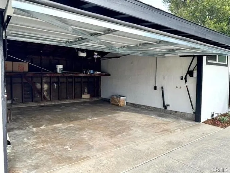 2324 W Palm Ave — Photo 15