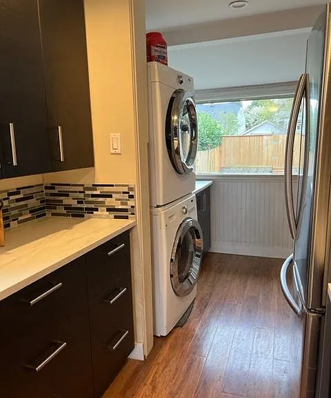 Washer/dryer.