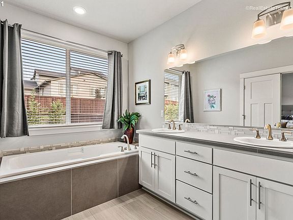 4th image of 4756 S 19th St