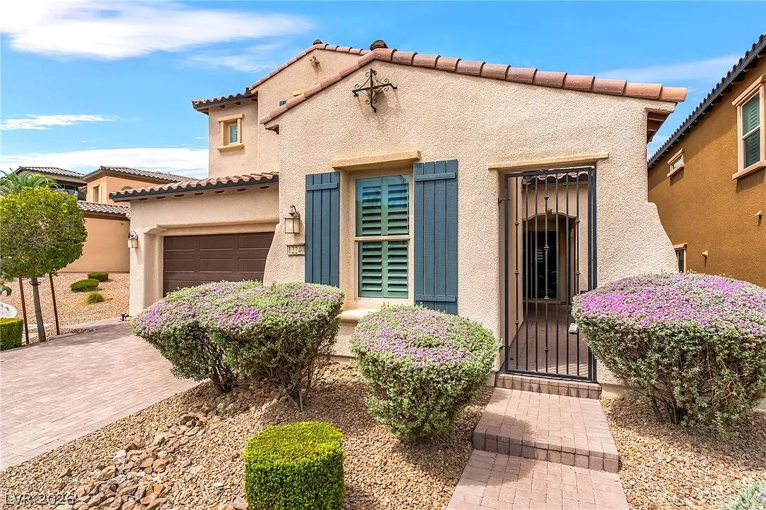 3 bed, 2.5 bath, 2780 sqft, $4,250 — Photo 3