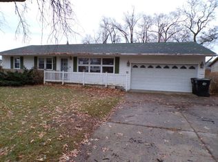 2523 Skyline Dr, Beloit, WI 53511