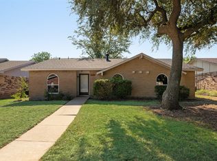 9324 County View Rd, Dallas, TX 75249