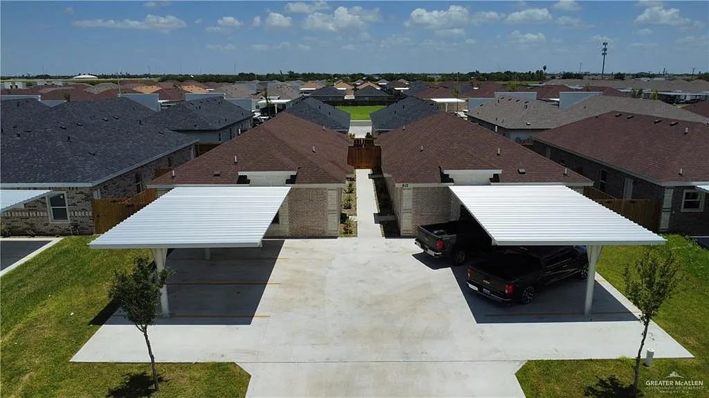 2 bed, 2.0 bath, 941 sqft, $950 — Photo 3