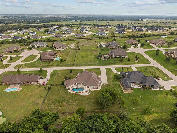 2nd image of 7809 Bella Flora Dr