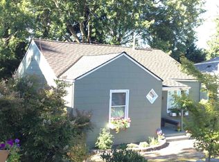 1206 NE 98th St, Seattle, WA 98115