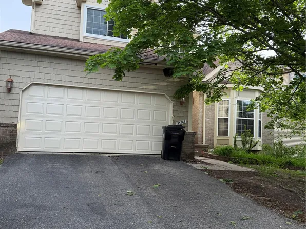 35285 Pennington Dr, Farmington Hills, MI 48335