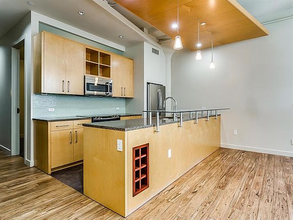 4th image of 2600 W 7th St APT 1617