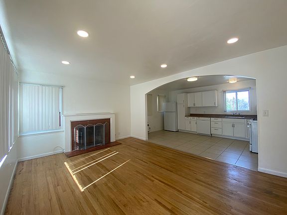4th image of 25068 La Mar Rd #25068