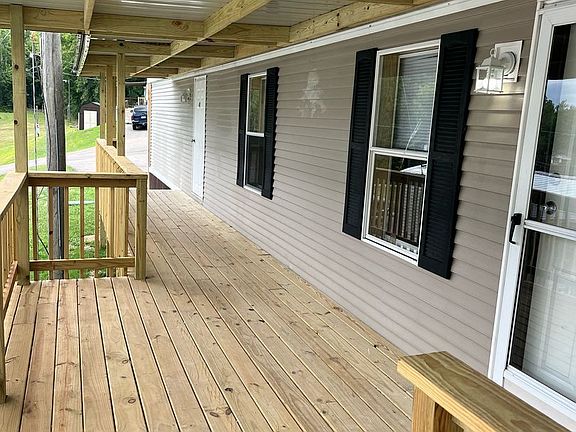 4th image of 60 Country Rd
