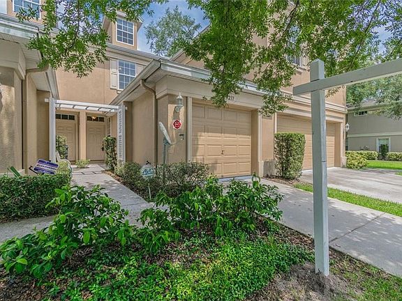 2nd image of 4211 Bismarck Palm Dr