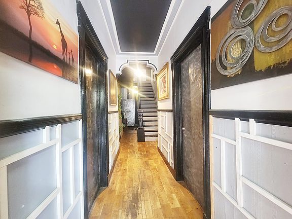 5th image of 300 Grove St #1F