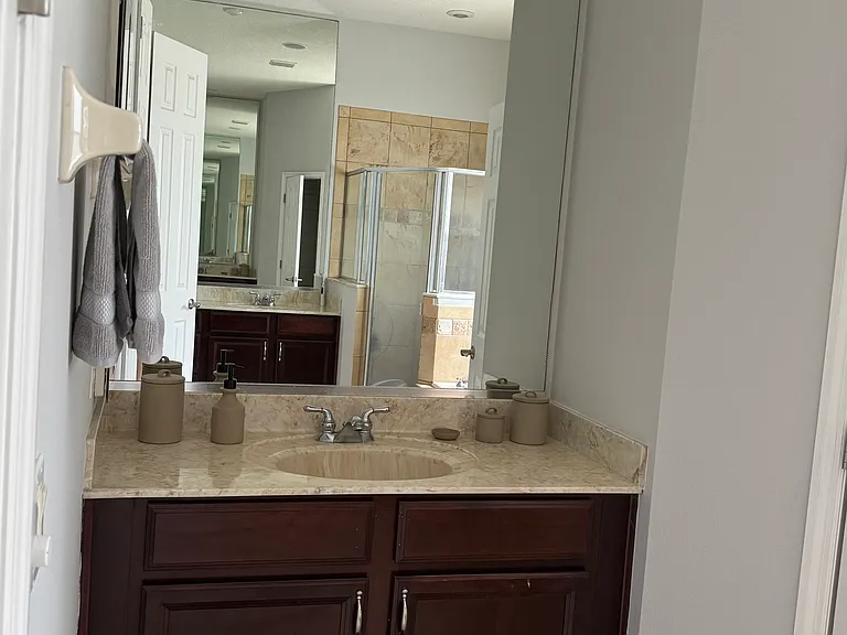 13339 Zori Ln — Photo 16
