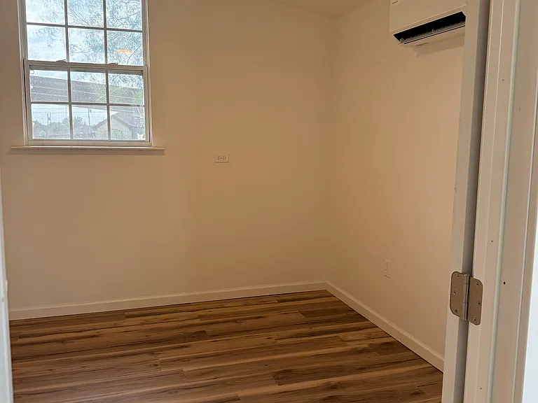 119 Wayman Dr — Photo 9