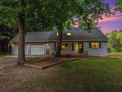 4725 E Duck Lake Rd, Grawn, MI, 49637
