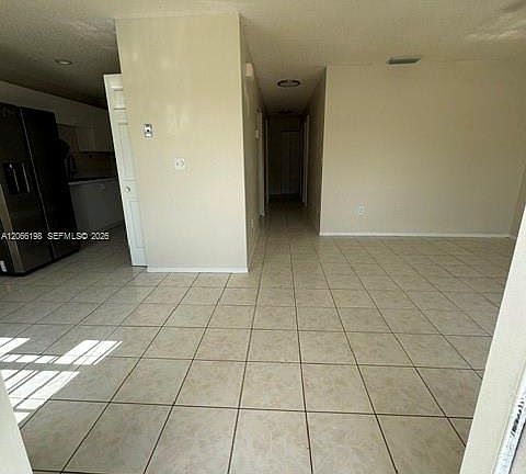 3rd image of 982 SW 9th Ct