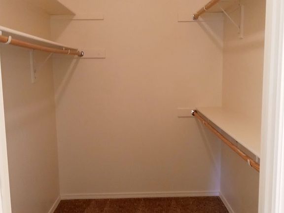 3rd image of 12404 Hardin Ct NE APT B