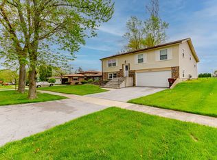 1093 Amherst Ln, University Park, IL 60484