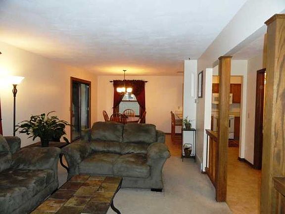 2nd image of 2406 Seville Dr
