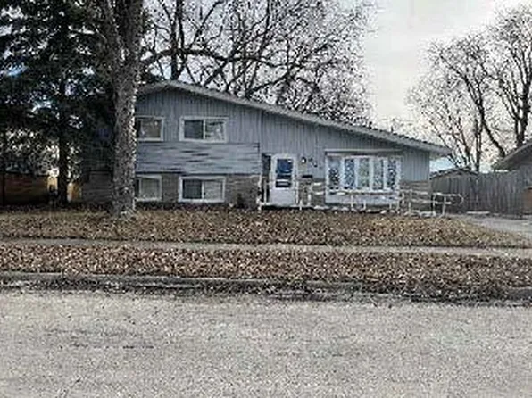 407 Sandburg St, Park Forest, IL 60466