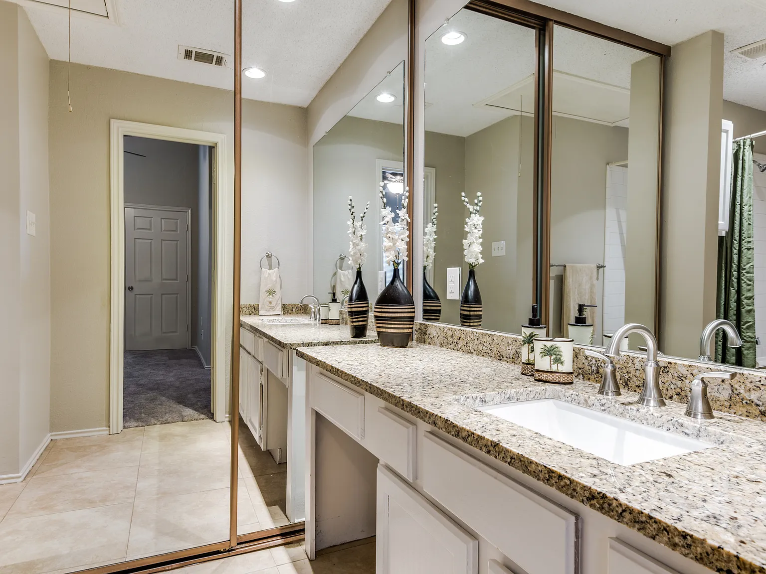 1461 Javelin Way — Photo 4