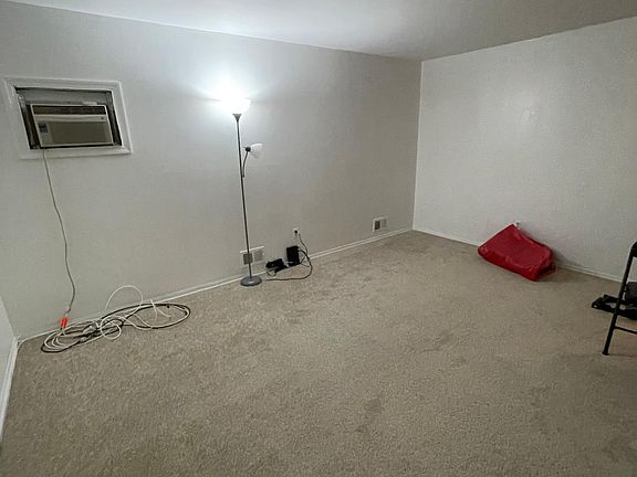 5th image of 7 Norwich St Floor 1