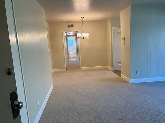 2nd image of 1800 Ednamary Way Unit C