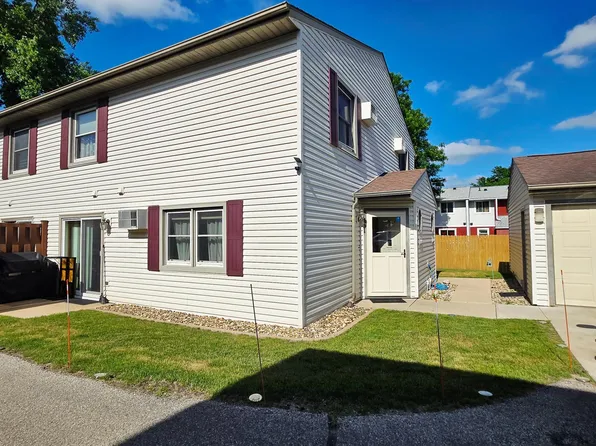 1648 8 1/2 St SE, Rochester, MN 55904