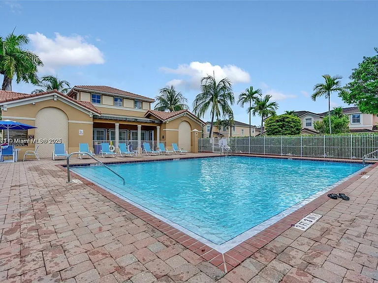12281 SW 121st Ter — Photo 49