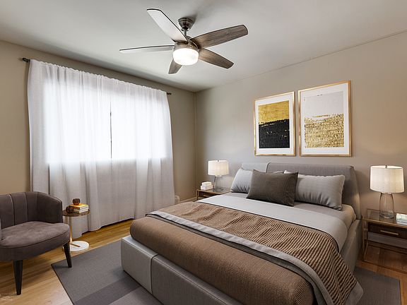 3rd image of 6970 N Ashland Ave #2C