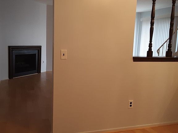 4th image of 13800 Harrington Dr