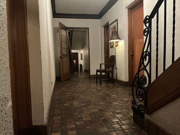 3rd image of 1449 N Pennsylvania St APT 6