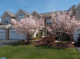 128 Sagewood Dr, Malvern, PA 19355