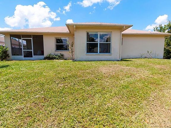 4th image of 21616 Rosewood Ct