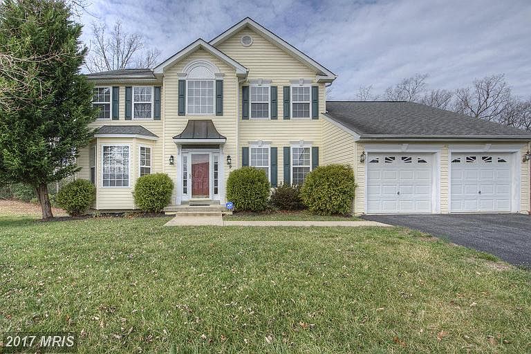 1st image of 9 Regal Ct