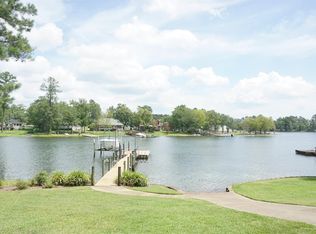 218 Lakeshore Dr, Leesville, SC 29070