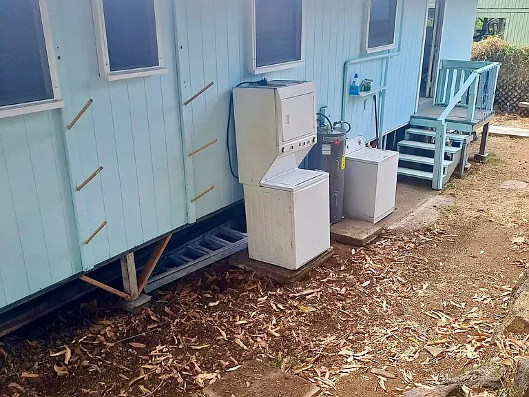 Kalani St — Photo 10