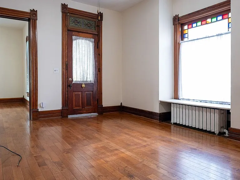 409 W Wooster St — Photo 37