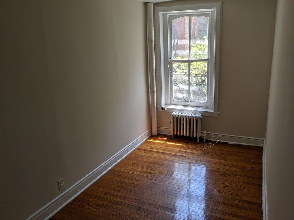 2nd image of 24 Joralemon St APT 128