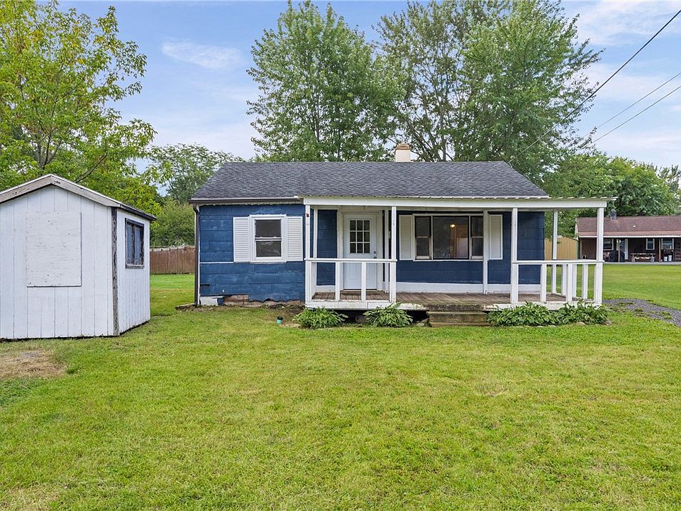 1st image of 6 Seneca Cir