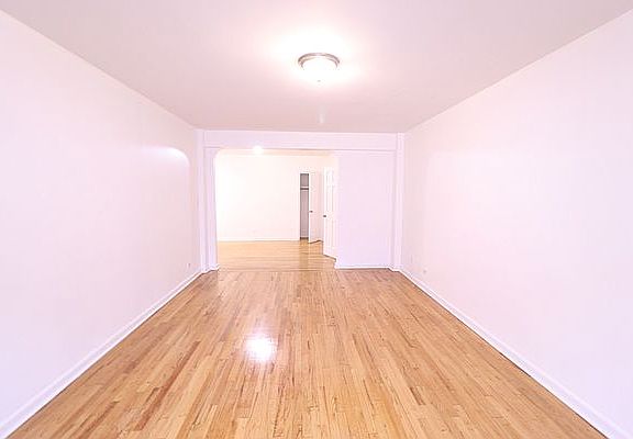 4th image of 98-51 Queens Blvd #3F