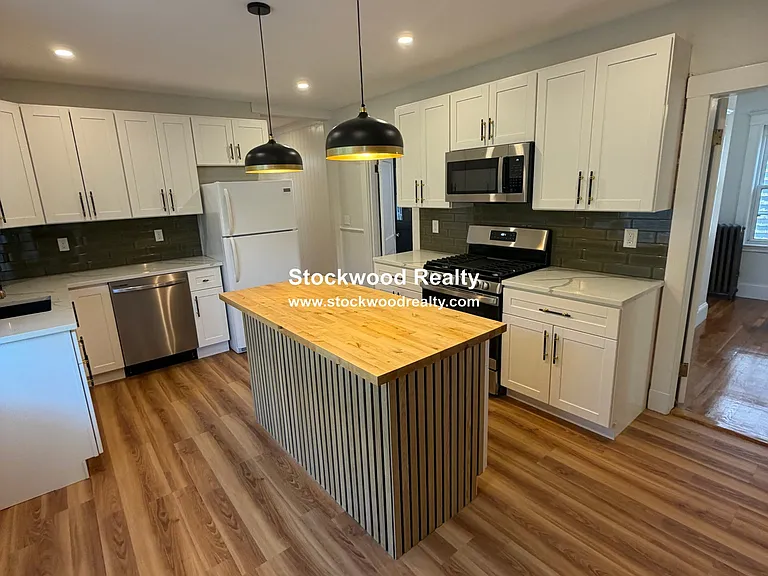 70-72 Harvest St #2 — Photo 3