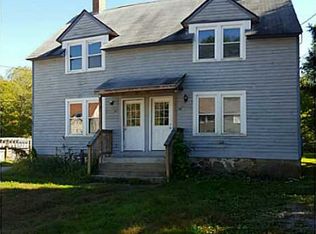 88 Bowling Ln, Bradford, RI 02808