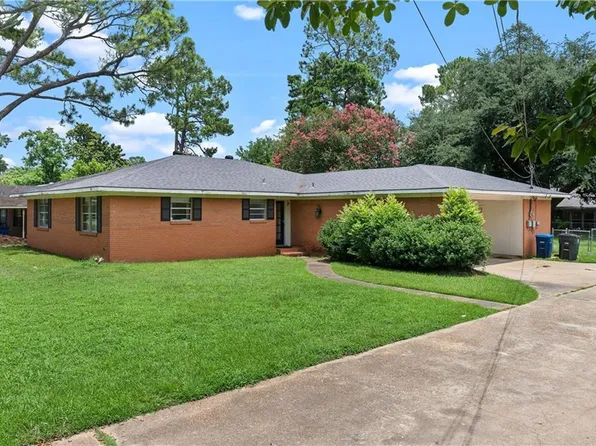 943 Harling Ln, Natchitoches, LA 71457