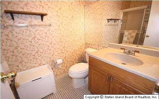 4th image of 161 Surfside Plz #16